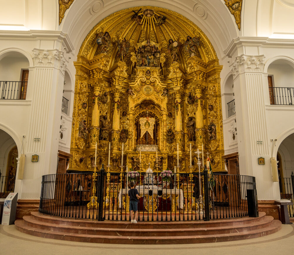 Altar der Hl. Jungfrau von Rocio - Blanca Paloma