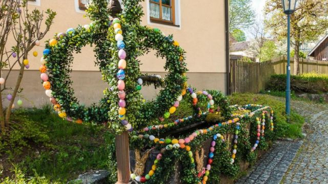 Österlich geschmückz Österlich geschmückz